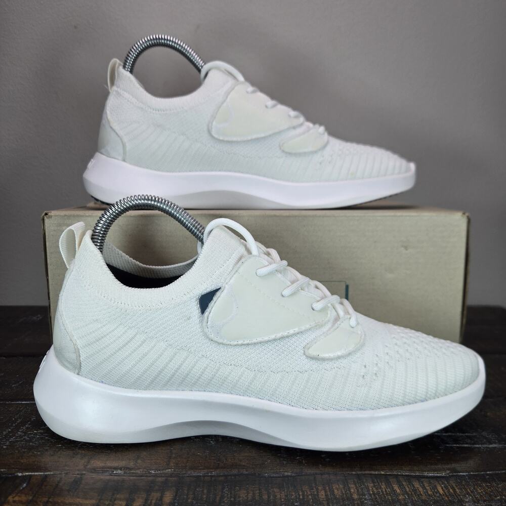 Vessi Everyday Move Womens Size 7 Lace Up Waterproof Shoes Sneakers Polar White